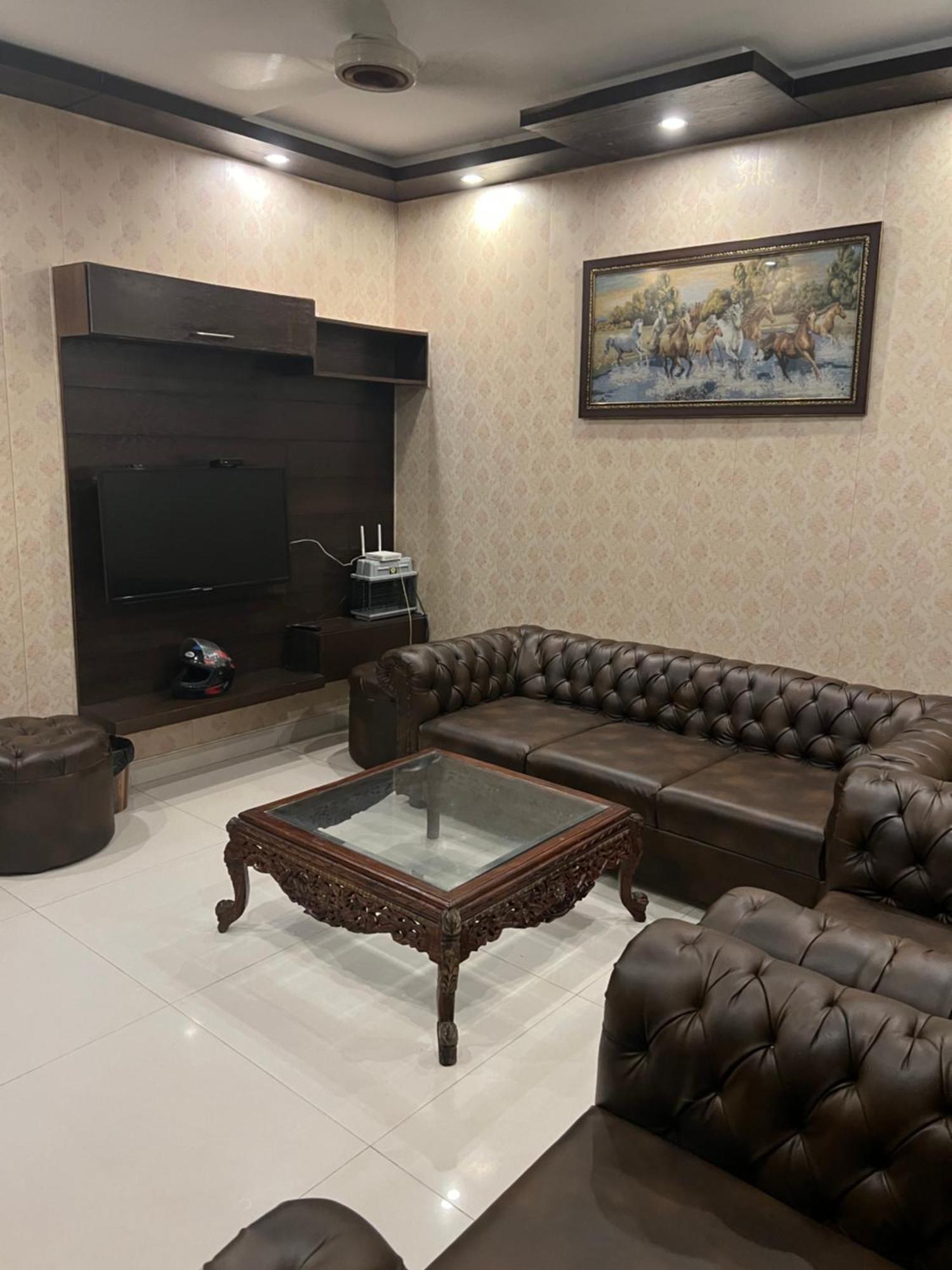 Royal Three Bed Room Full House Dha Phase 6 Lahore Exterior photo