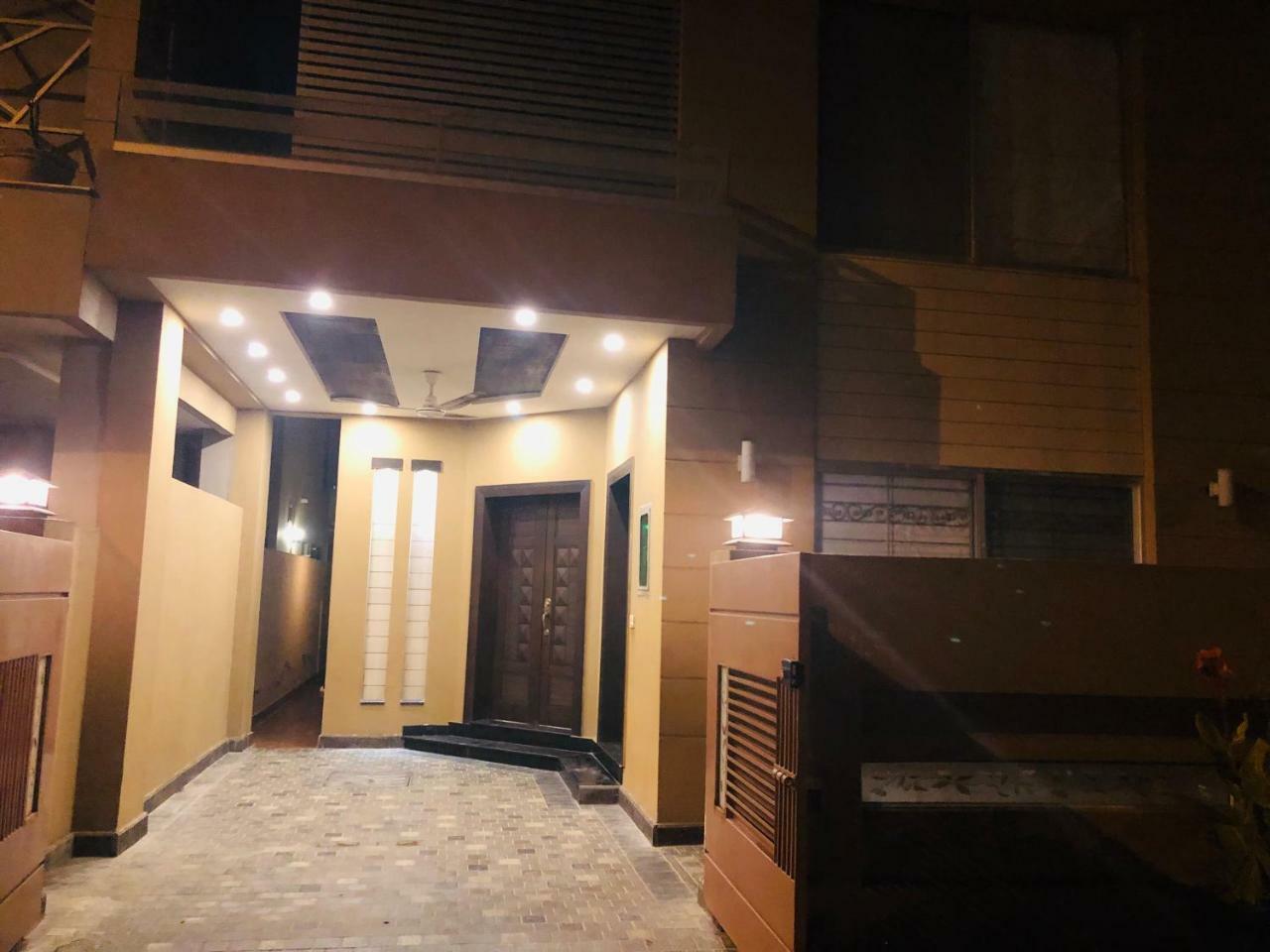 Royal Three Bed Room Full House Dha Phase 6 Lahore Exterior photo